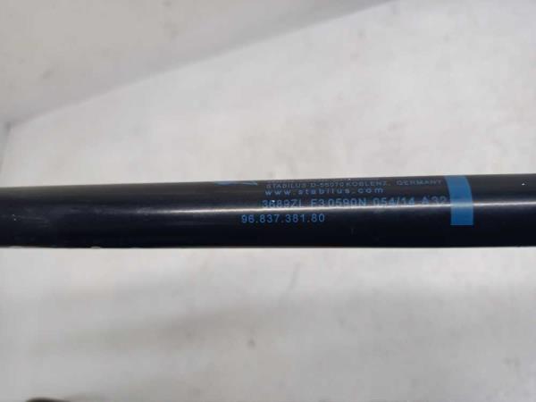 VERIN HAYON CITROEN PEUGEOT 5008 2009-2016 - Vue 2